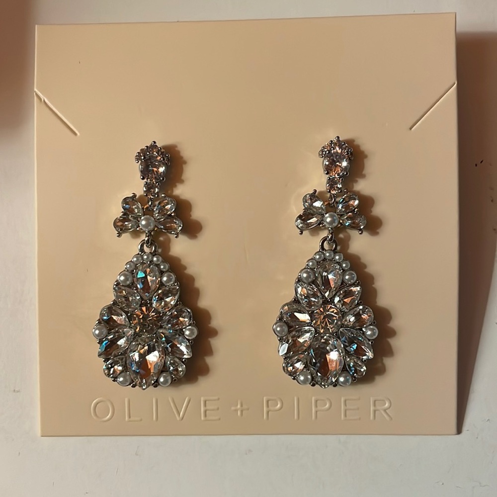 Olive + Piper Emma Earrings